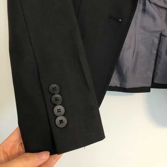 Korean brand black blazer - Picture 2 of 4